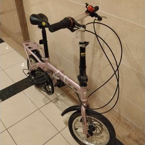 舊 成人/中童單車一部 ，14吋，6速，可摺。