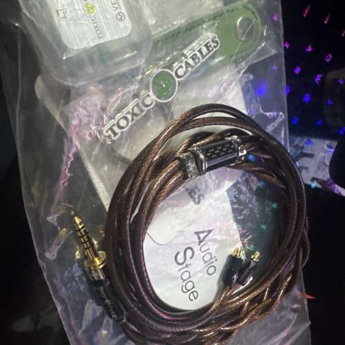 Toxic cable BWXL VERSA mmcx 2pin pe頭 3款插 4.4mm