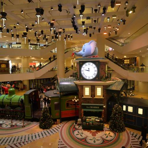 平放Nikon Ais 18mm F3.5 超廣角鏡