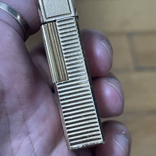 好𠃊靚🤣 DuPont  火機 $1680