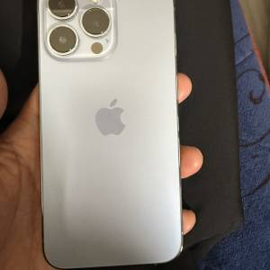 99%new  港行iPhone13 pro 512gb battery health 88%