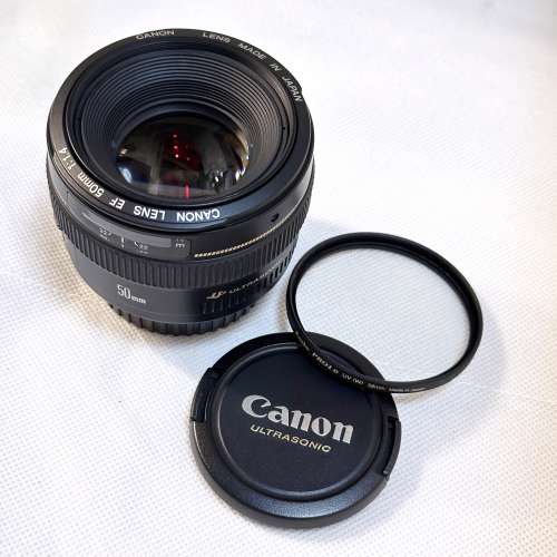 Canon EF 50mm f/1.4 USM