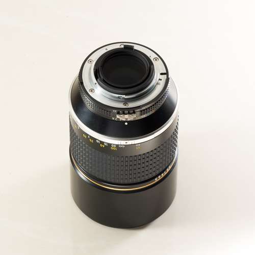 Nikon AI-S NIKKOR 180mm f/2.8 ED