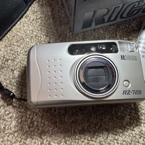 極罕有，幾乎全新理光 Ricoh rz728 菲林相機傻瓜機
