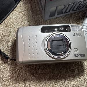 極罕有，幾乎全新理光 Ricoh rz728 菲林相機傻瓜機