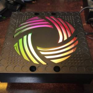 Xbox Series X 主機專用散熱風扇，RGB 燈效，附防塵套和濾網，低噪音，3 檔風速