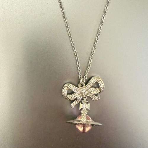 Vivienne Westwood 粉紅絲帶小球項鍊