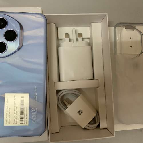 99%New Honor 400 Pro 5G Dual + eSIM 512GB (12GB RAM) Tidal Blue Global