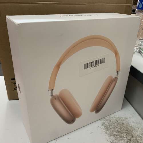99%New Apple Airpods Max (USB-C) - Orange 保到6-7-2026