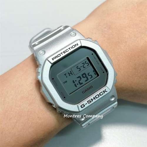 Montres Company 香港註冊公司(33年老店) 卡西歐 CASIO G-Shock DW-5600FF-8 防震 2...