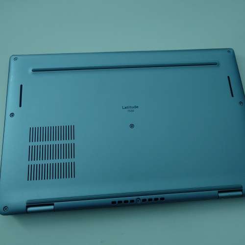 Dell latitude 7330 intel i5 1245U
