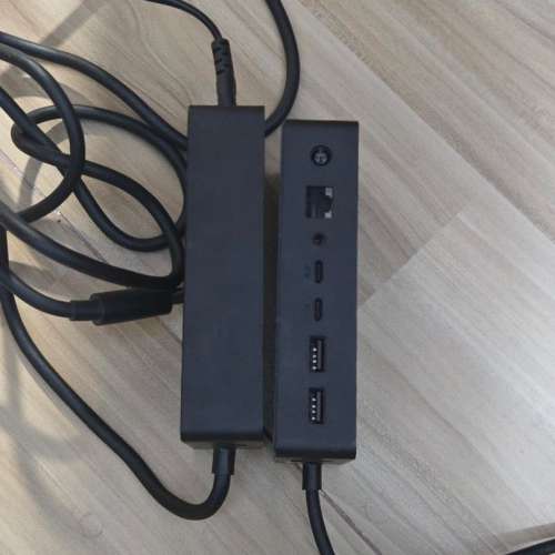 Microsoft Surface Dock 2