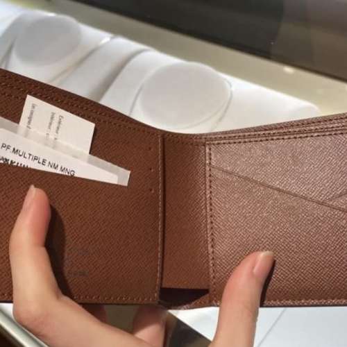 LV Wallet M60895
