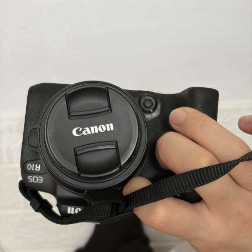 Canon R10 連 RF-S18-45mm f/4.5-6.3 IS STM鏡頭套裝