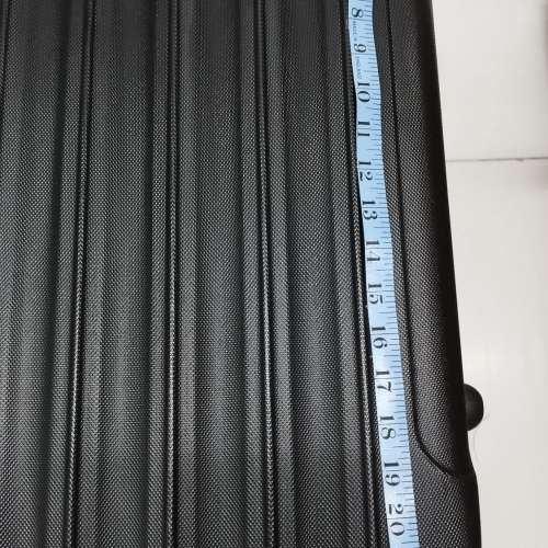 24吋黑色萬向輪旅行箱喼25kg all direction luggage suitcase