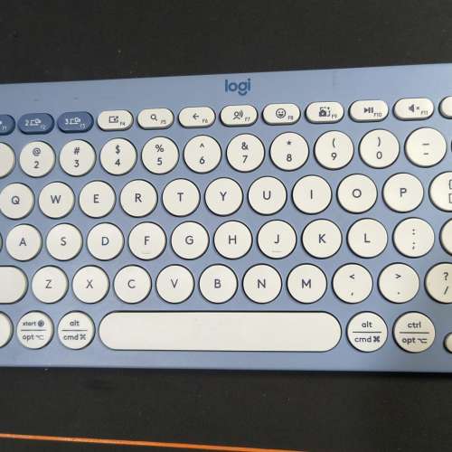 Logitech Pebble Keys 2  K390 藍牙鍵盤