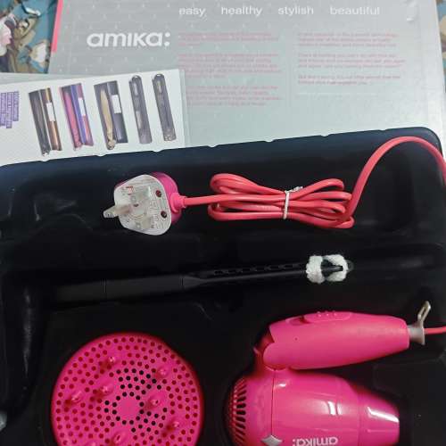 Amika Hot Pink Trio 風筒（ 擺多過用， 手柄有少少黐立立）