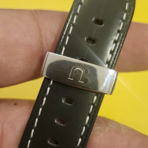 Union Glash&uuml;tte(宇聯表), 具體型號為 Viro Date自動機械 手錶