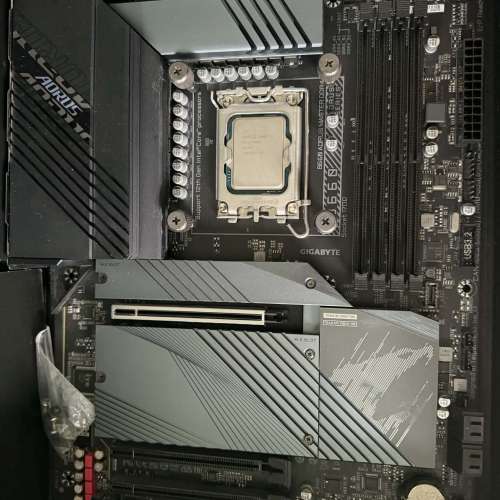 12700K + b660 aorus master
