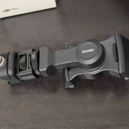 Dji 手機支架,有阻力調整角度