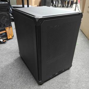 R7 8700F + ASRock B650M PG Lightning WiFi + SilverStone SX500-LG +JONSBO C6