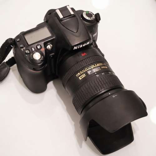 Nikon D90 + AFS 18-200MM VR