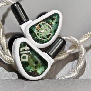 64 Audio Fourt&eacute; Blanc （白西瓜)