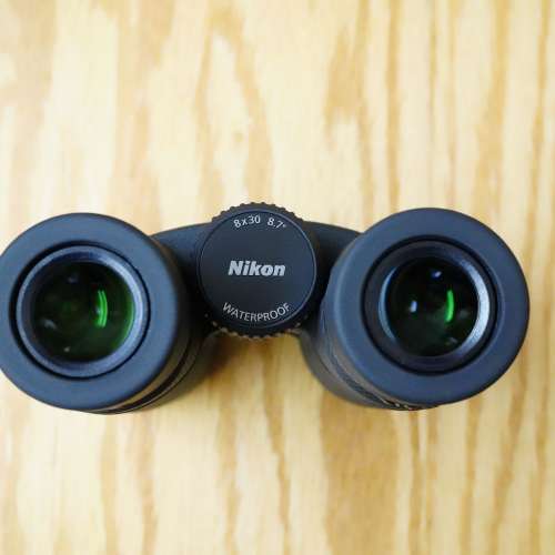 Nikon PROSTAFF P7 8X30 黑色雙筒望遠鏡 觀鳥徒步旅行睇演唱會有用