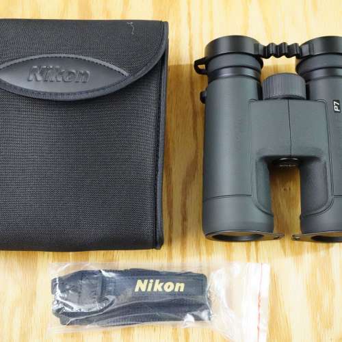 Nikon PROSTAFF P7 8x42 雙筒望遠鏡