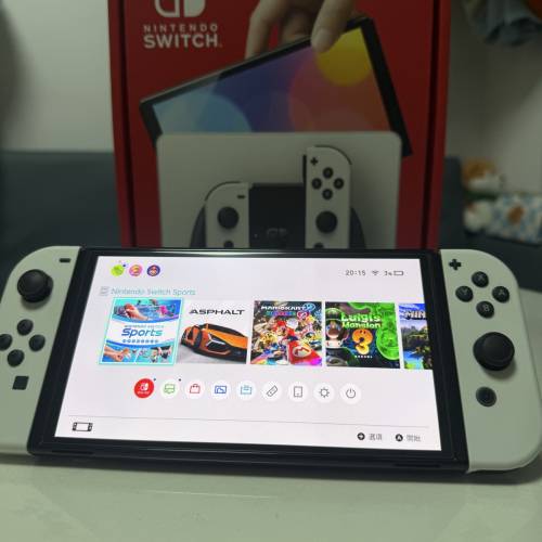 Nintendo Switch OLED白色主機