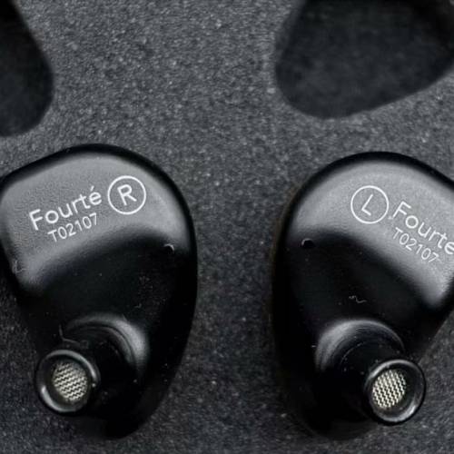 64Audio tia Fourte HiFi入耳式耳机