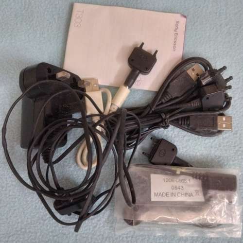 Sony Ericsson T303 兩部