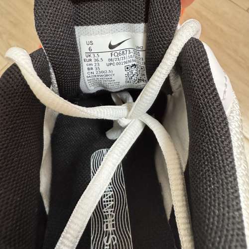 Nike鞋