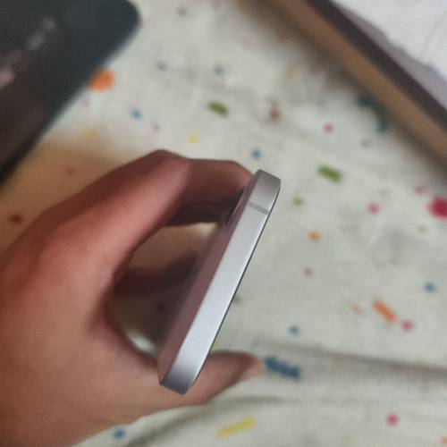 港版 iphone 16e 256gb