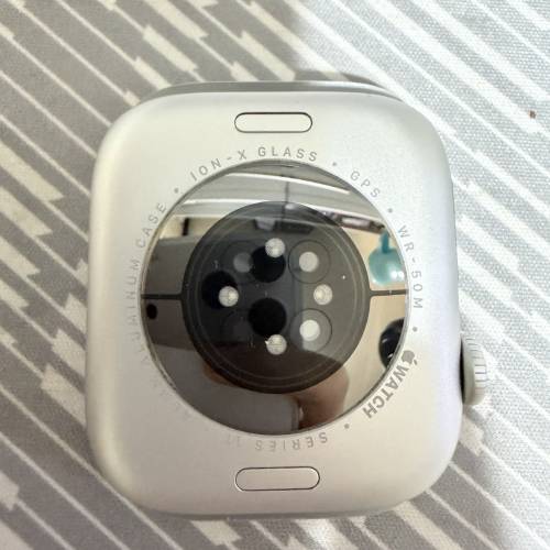 Apple Watch Series 11 GPS 46mm 銀色 近全新 有單有盒