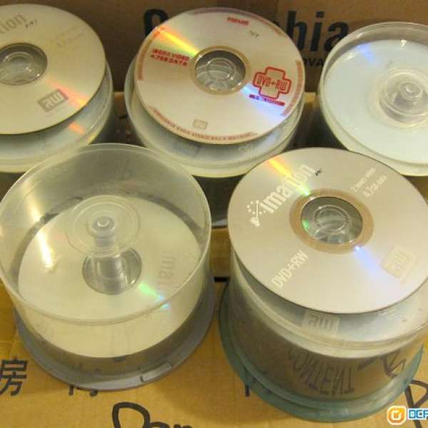 200 隻 DVD+ReWritable (DVD+RW) 碟 disc