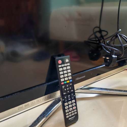 32寸海信Hisense3D電視機📺(帶遙控，指示燈亮，就是顯示不了)
