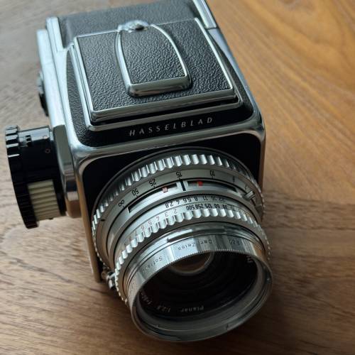 Hasselblad 500CM 菲林相機 早期烤漆版本 A12後輩 測光knob 銀色ct80/2.8