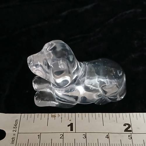一手3個 天然水晶 全清狗/牛及佛公小擺件約兩寸如照片，3個全部清貨價售500元 ，單...