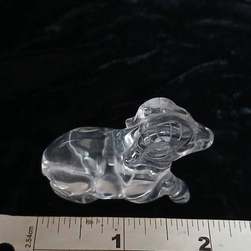 一手3個 天然水晶 全清狗/牛及佛公小擺件約兩寸如照片，3個全部清貨價售500元 ，單...