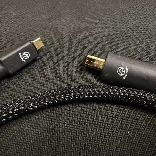 退燒出售Brise 1.5M ACCURATE usb type B to C