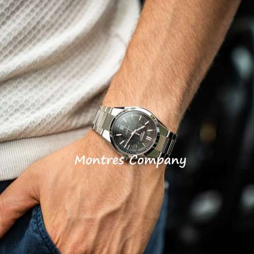 Montres Company 香港註冊公司(33年老店) 卡西歐 CASIO EDIFICE 不鏽鋼錶帶 EFK-10...