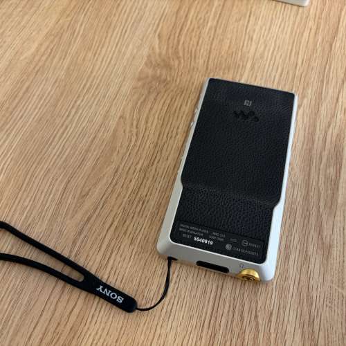 Sony NWZ-ZX1 Zx1