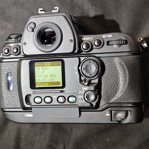 Nikon F6 尼康 冇盒冇單 裸機一部 99%new 完美 狀態 送電試機