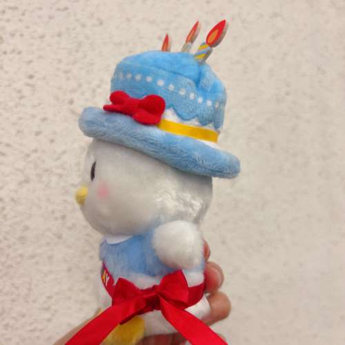 睇下文&middot;文盲勿擾&middot;不轉wtsapp/電話‼️日本迪士尼生日唐老鴨公仔 約15至18 cm $109...