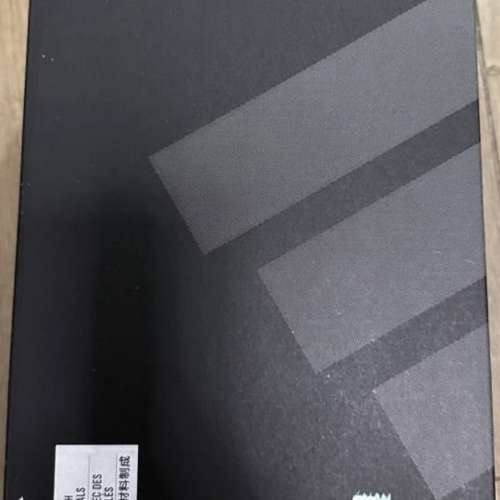 99% 新Adidas兒童足球鞋（石屎地）童裝UK 12