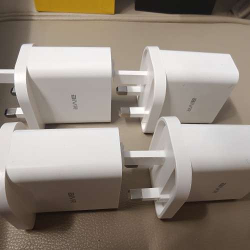 Aivr 65W充電器X4