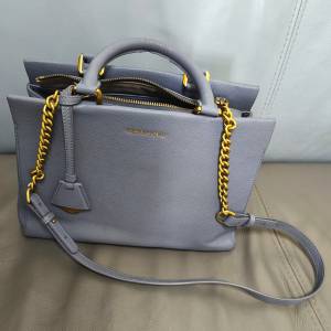 CHARLES & KEITH 牌灰藍色手袋