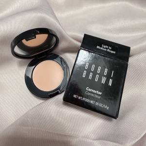 Bobbi Brown Corrector