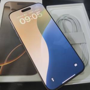 iPhone 16 pro max 512。